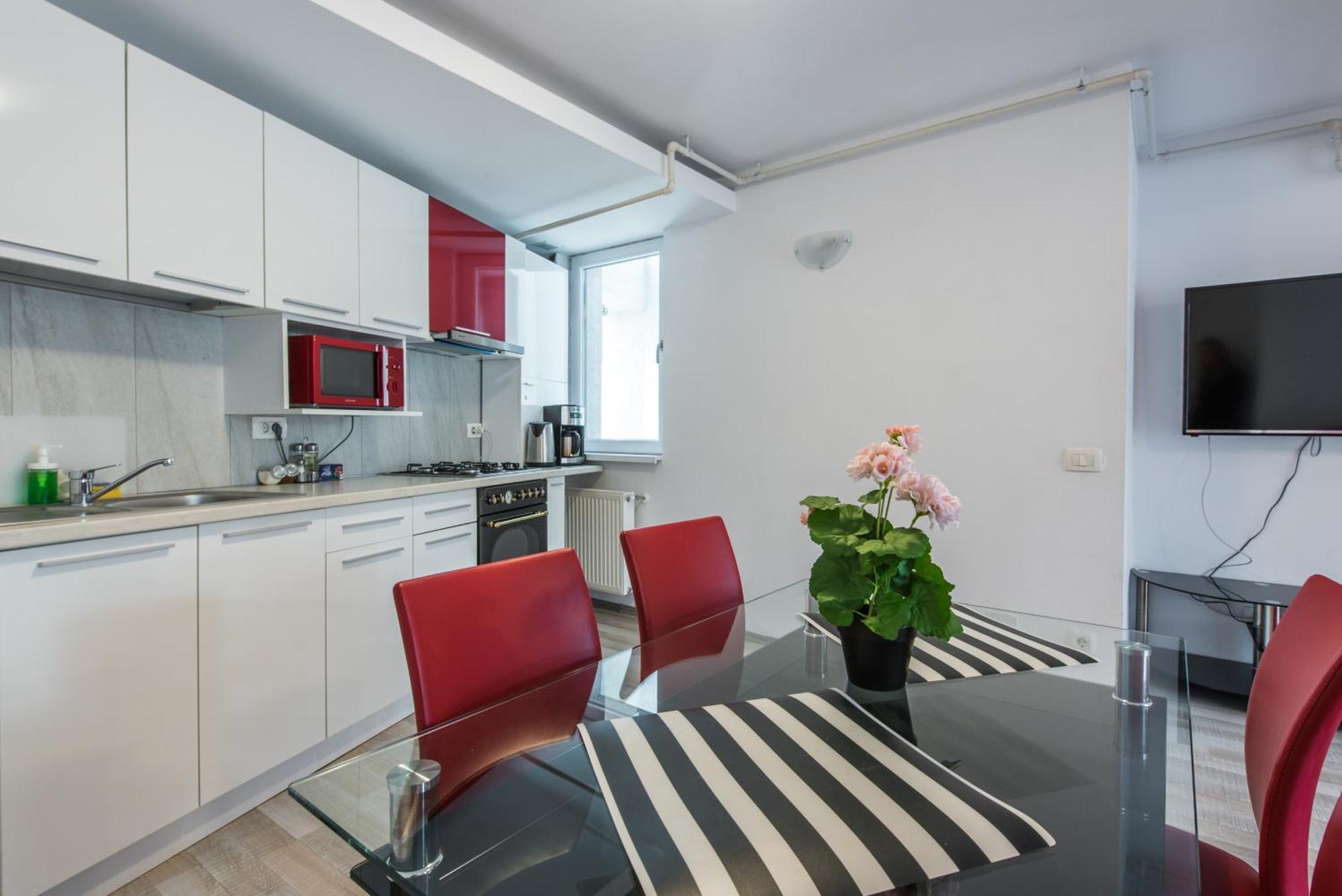 Bucharest Central Apartments - Shabbat Friendly Ngoại thất bức ảnh