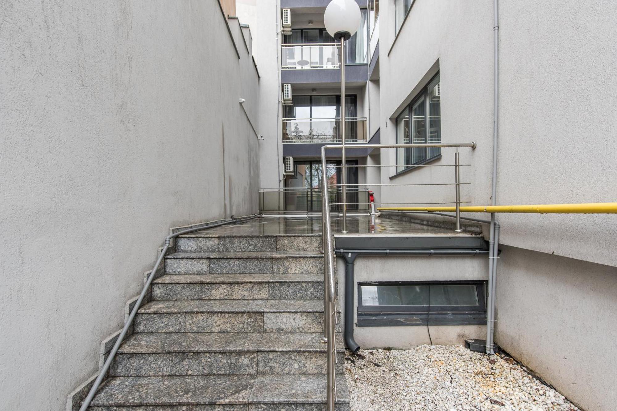 Bucharest Central Apartments - Shabbat Friendly Ngoại thất bức ảnh