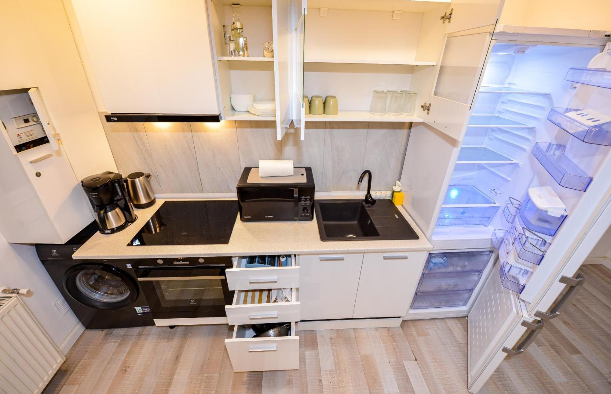 Bucharest Central Apartments - Shabbat Friendly Ngoại thất bức ảnh
