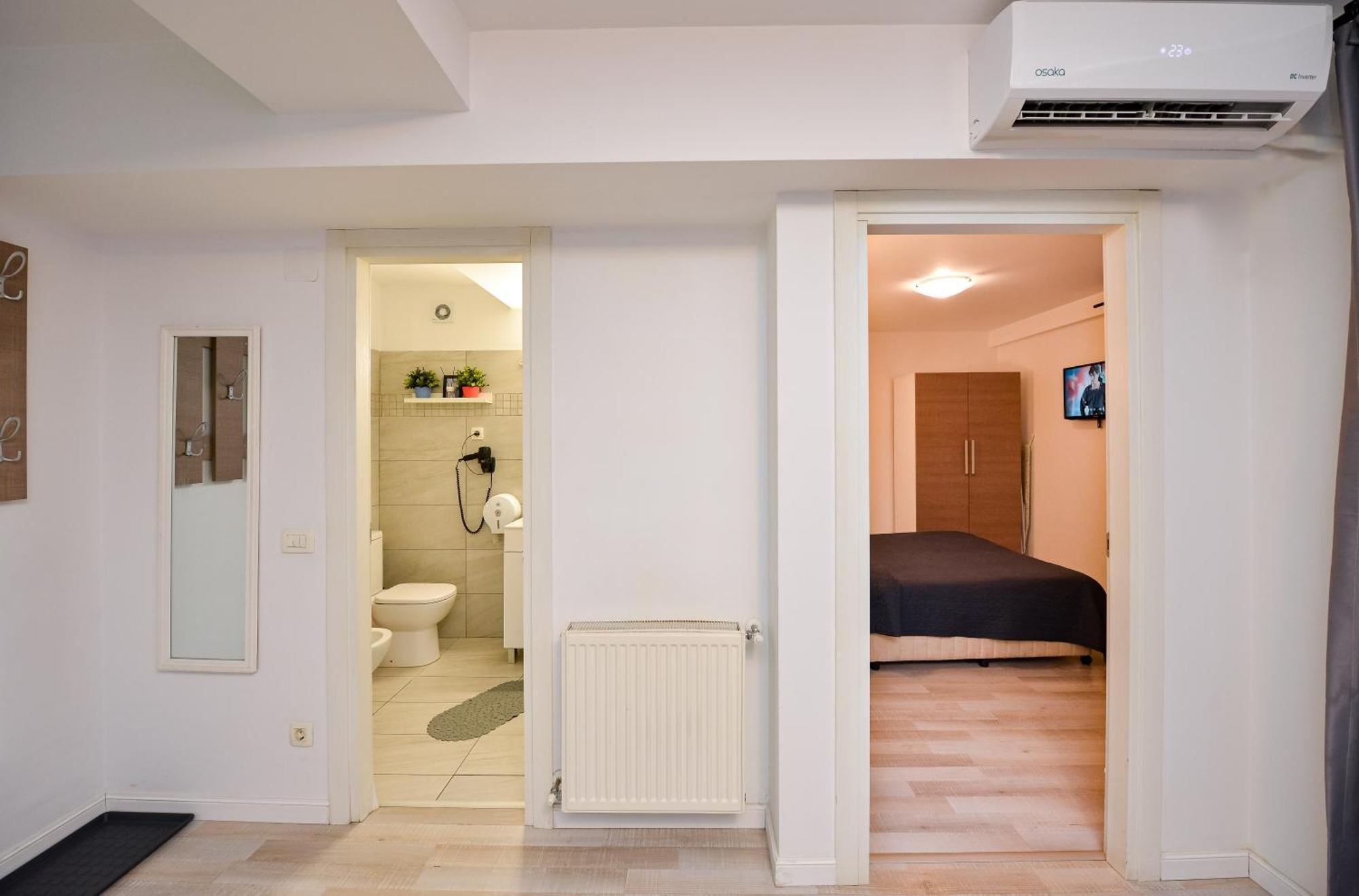 Bucharest Central Apartments - Shabbat Friendly Ngoại thất bức ảnh